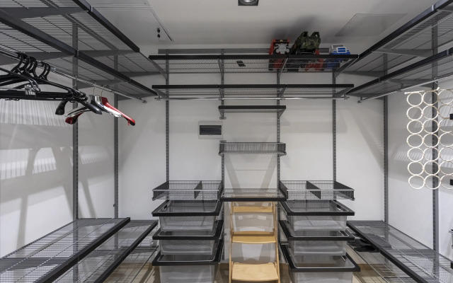 Roskoshnaya dvukhurovnevaya kvartira s sobstvennoy terrasoy Flat