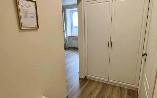 S Vidom Na Volgu Flat