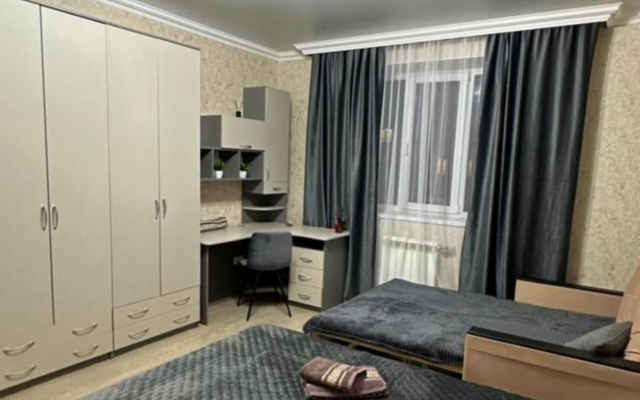 V Tsentre Goroda Flat