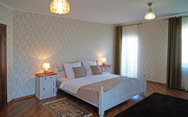 Частный Дом RauschenLife на Славянской