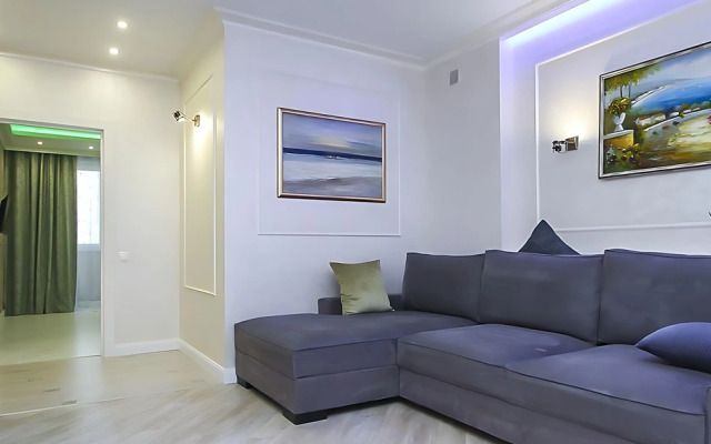 Апартаменты на Мелик Карамова 4