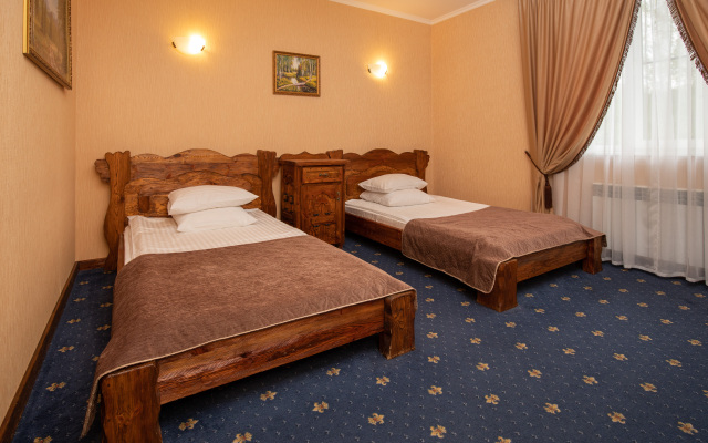 Yuzhniy dvorik Hotel