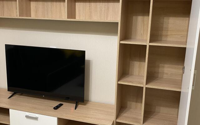 Квартира 2-комнатная на академика Байкова 11-2