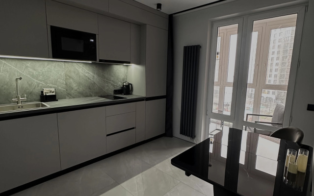 Квартира с дизайнерским ремонтом в ЖК Римские каникулы