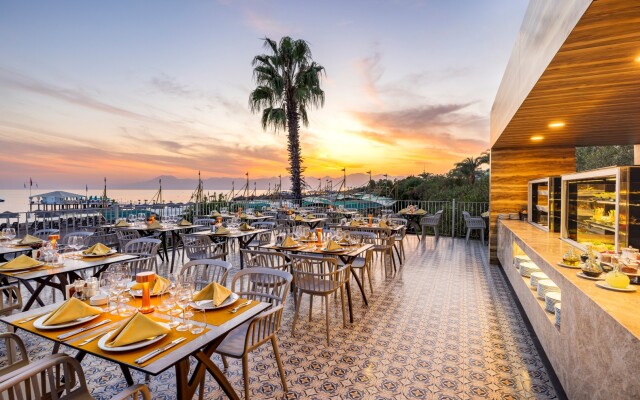 Concorde De Luxe Resort Lara Antalya – Prive Ultra All Inclusive