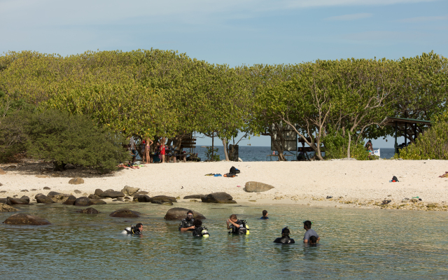 Отель Nilaveli Beach