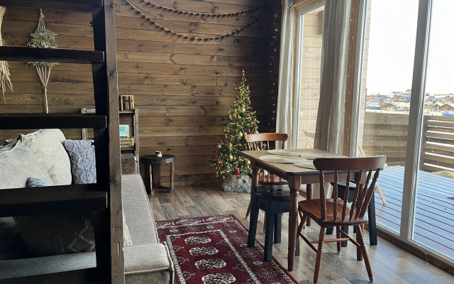 Khvoya Guest House