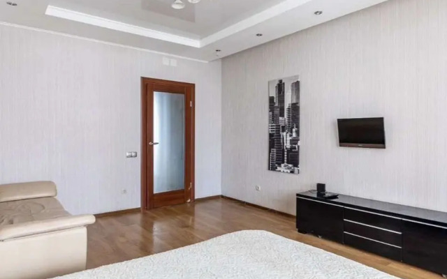 Na Chistopolskoy 85A Flat