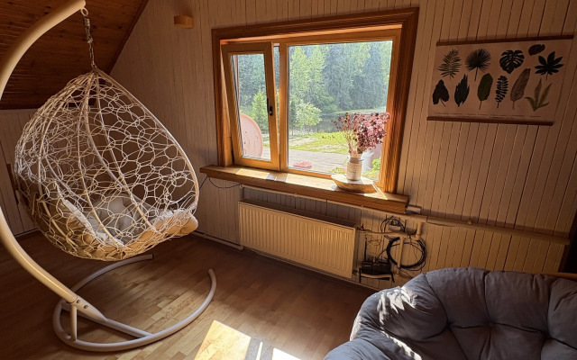 Частный дом Уютный жилой зимний в сказочно живописном месте