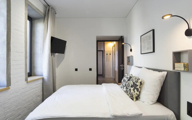 Surkova 20/6 GoldenRing Apartment 4