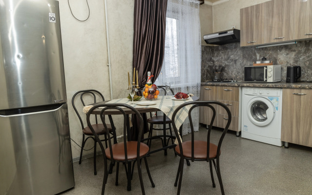 Krasivaya 2-Komnatnaya Kvartira v Almaty Apartments