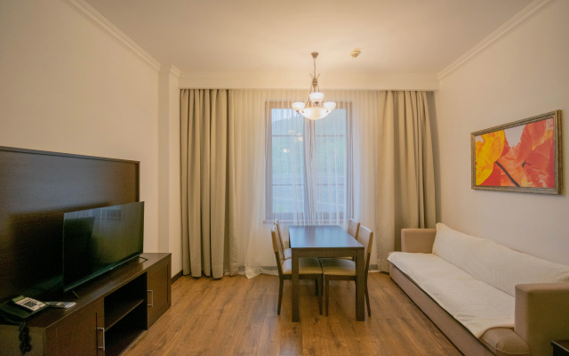 Esto-Sadok S 1 spalney Apartments