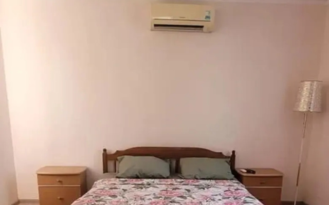 Частный дом Уютный домик с участком
