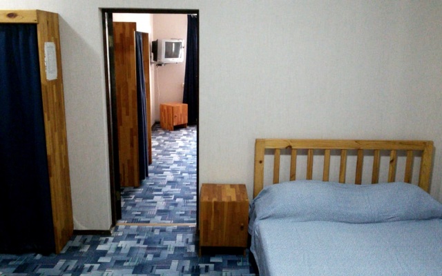 Kiparis Guest House