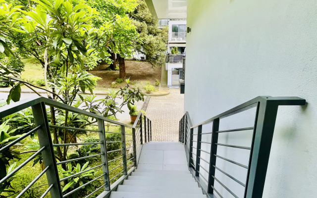Ruslana Apartments