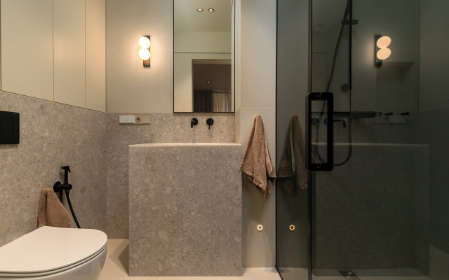 Taunkhaus v Sochi  sobstvennym Basseynom Apartments