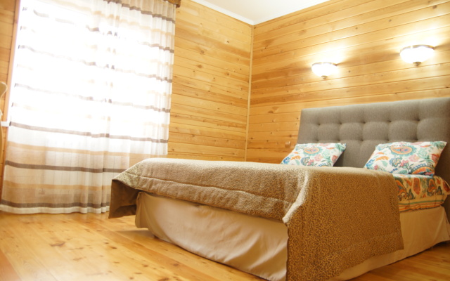 U Granitnogo Kan'ona Chalet