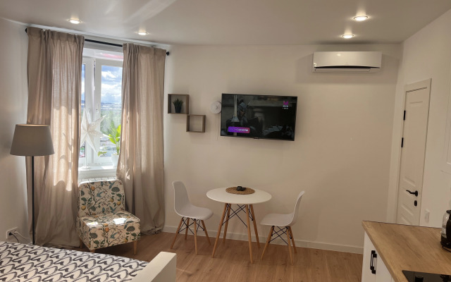 Квартира Студия с Дизайнерским Ремонтом