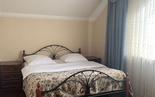 Snezhnaya Koroleva Hotel
