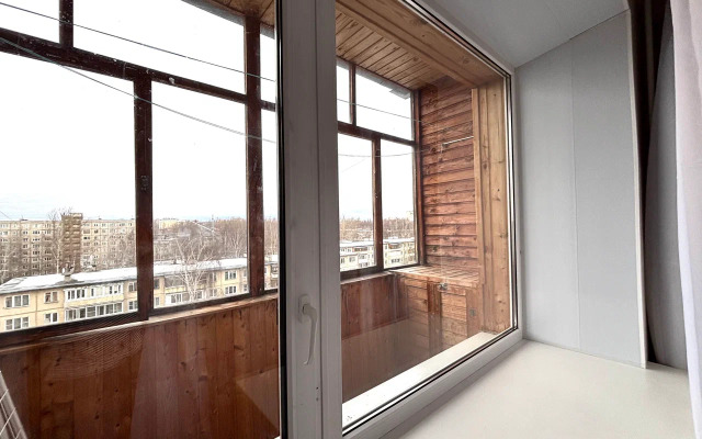 Квартира Двухкомнатная квартира для семьи или командировки