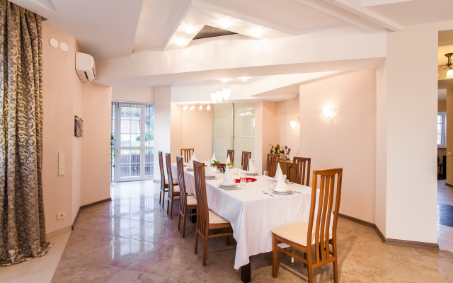 Usadba Legenda Private House