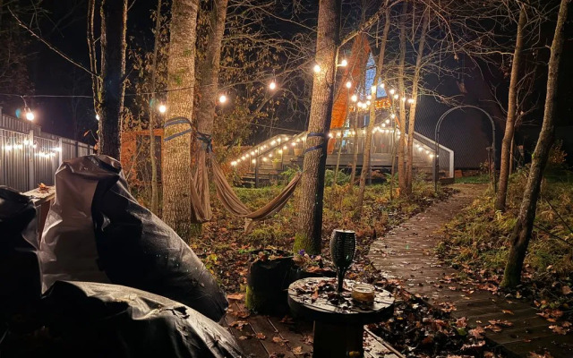 Частный дом с баней в лесу на берегу Истринского водохранилища