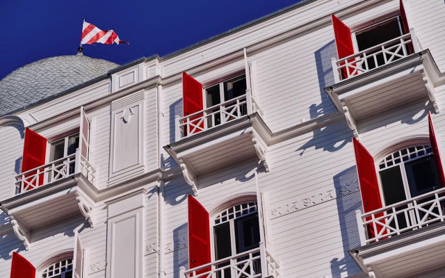 Отель Buyukada Splendid Palace