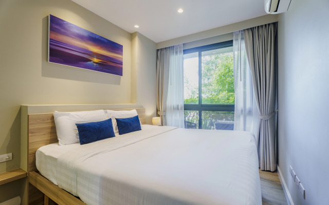 Diamond 2Br  Deluxe Poolside Condo Apartments