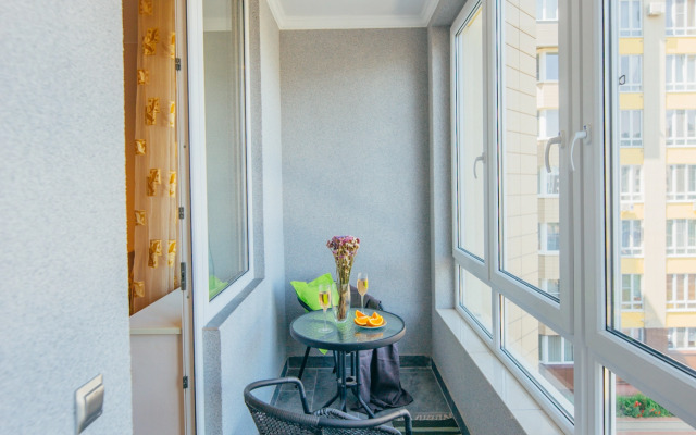 More&More V Tsentre Goroda Flat