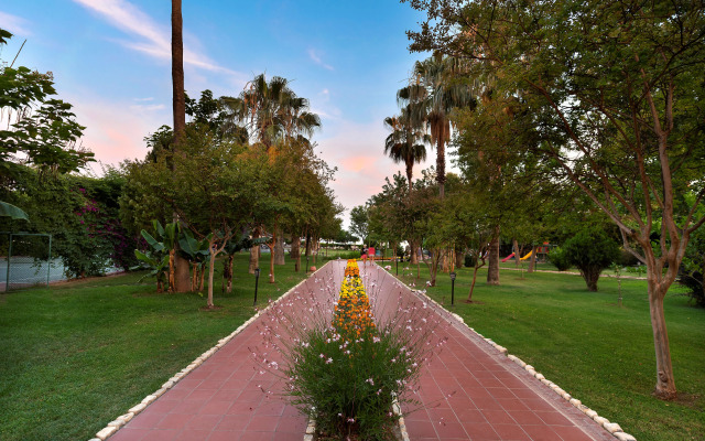 Отель Sentido Lycus Beach