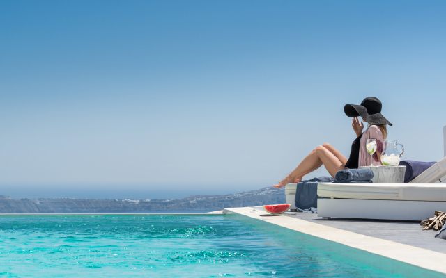 Mythical Blue Luxury Suites Hotel