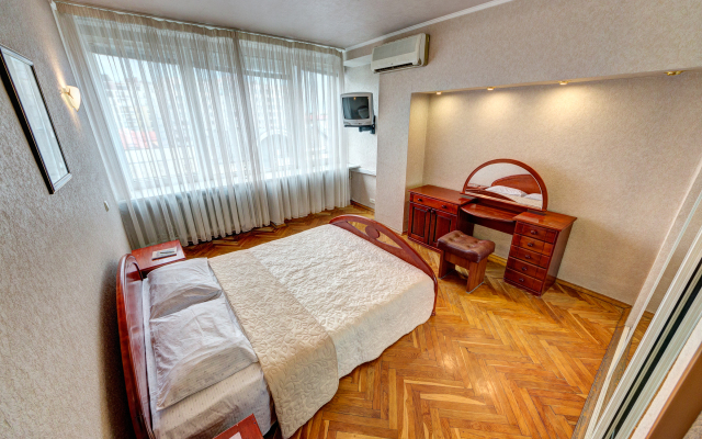 Апартаменты на улице Богдана Хмельницкого