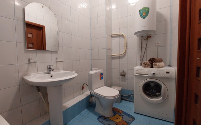 Zinina Vozle Uram I Naberezhnoy Apartments