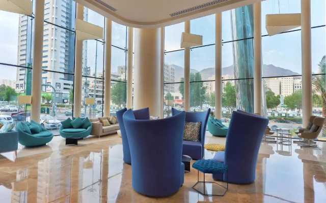 Отель Makkah Al Aziziah Suites