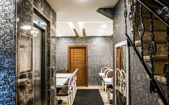 Bed&Breakfast Lazz City Hotel