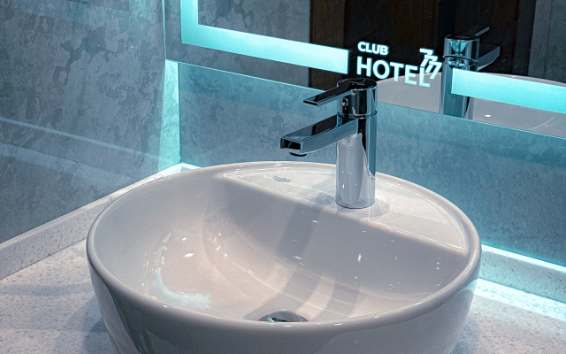 Club 777 Hotel