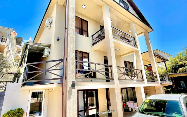 Dom Solntsa Guest house