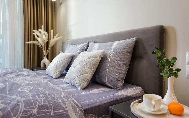 Na Ulitse Drazhinskogo 48 Flat