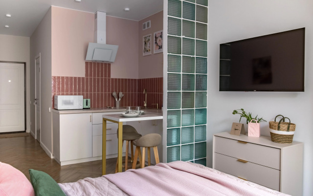 Studiya Terracotta U Ozera Flat