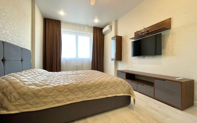 Prekrasnaya Kvartira V Tsentre Goroda Flat