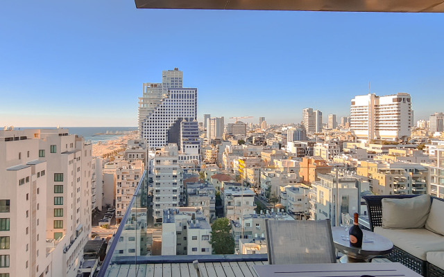 Apt Diamant 2BR Tel Aviv Hayarkon St TL63 Apartments