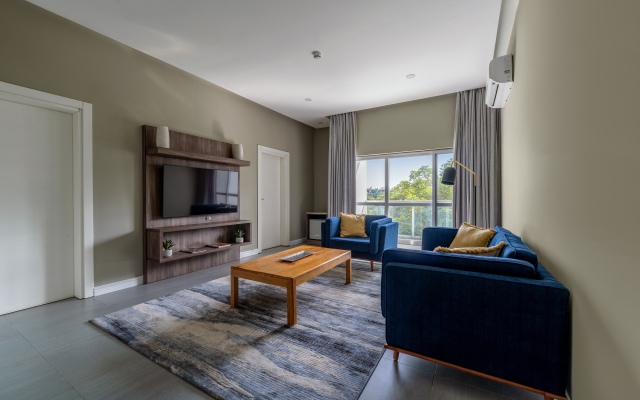 Central Hotel- Ridge