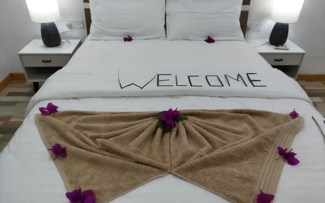 The Happiness Sun Suites Guest House