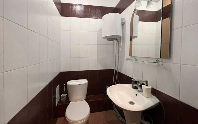 Po Ulitse Yamskaya Flat