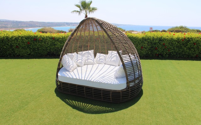 Beach Front Savoya Sunrise Villa