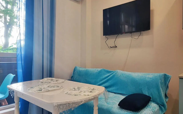 S Lodzhiey i Vidom na Les Flat