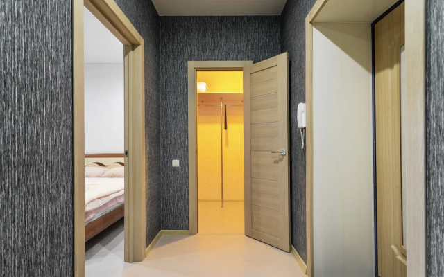 Уютные Апартаменты с Видом на реку Волгу (ул. 5 просека д.101)