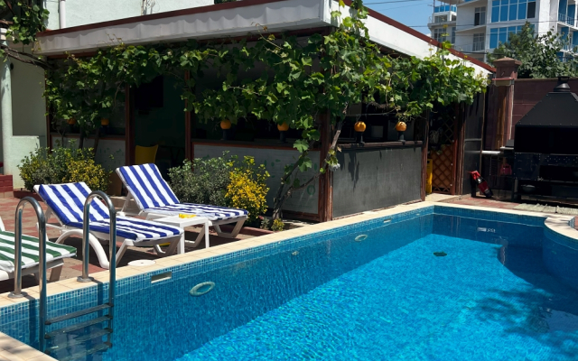 Отель Феникс