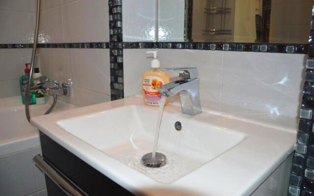 Apartamenty na Kraynova 4