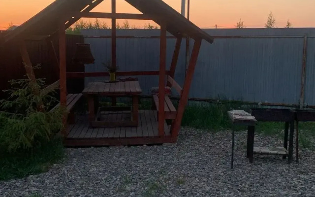 Гостевой дом Дом в Шуринцево